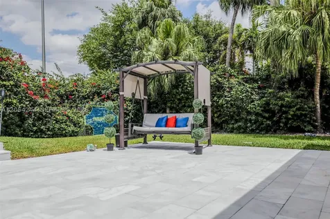 11929 SW 72 Terrace Miami FL 33183