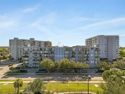 12500 NE 15th Avenue North Miami FL 33161