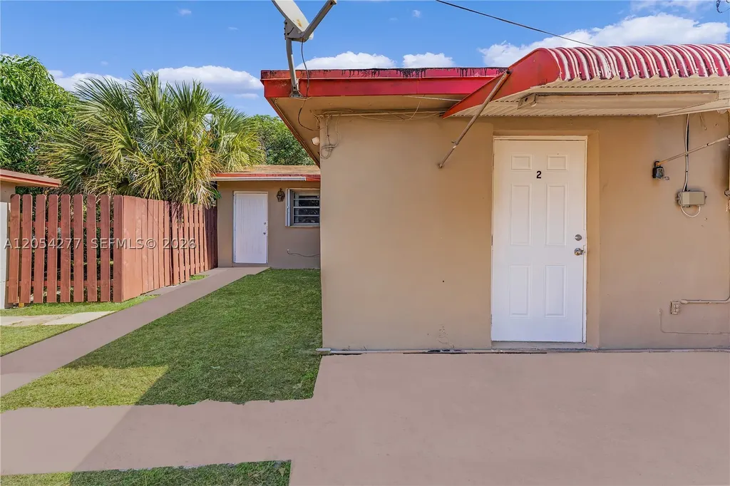 2781 NW 24th Street Fort Lauderdale FL 33311