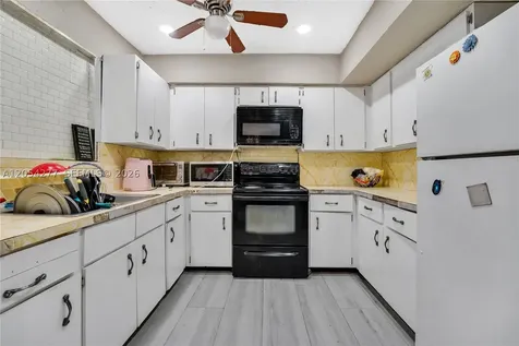 2781 NW 24th Street Fort Lauderdale FL 33311