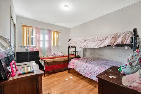 2781 NW 24th Street Fort Lauderdale FL 33311