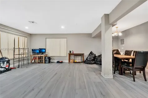 2781 NW 24th Street Fort Lauderdale FL 33311