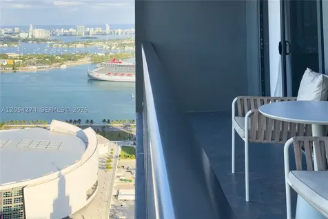 159 NE 6th Street Miami FL 33132