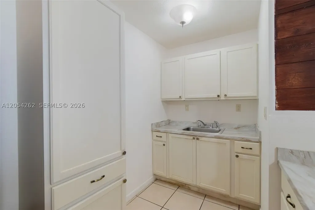 125 Cleveland Street Lake Worth FL 33461