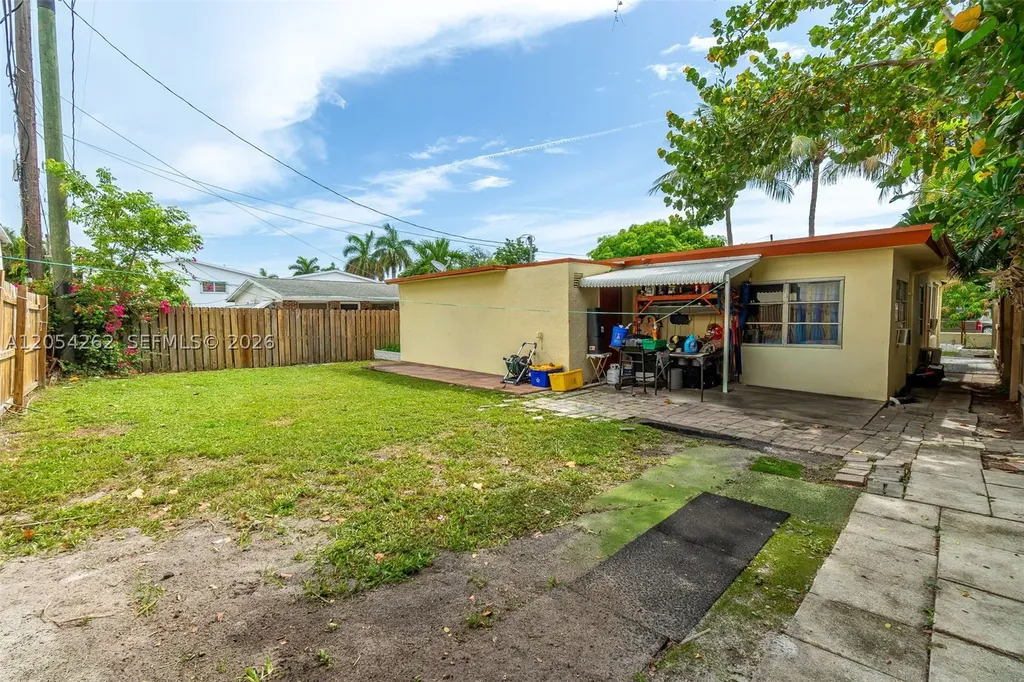 125 Cleveland Street Lake Worth FL 33461
