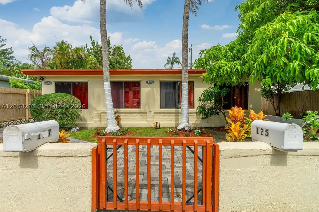 125 Cleveland Street Lake Worth FL 33461