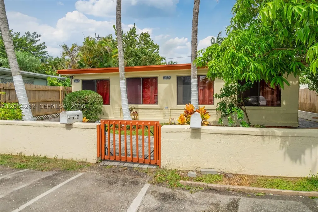 125 Cleveland Street Lake Worth FL 33461