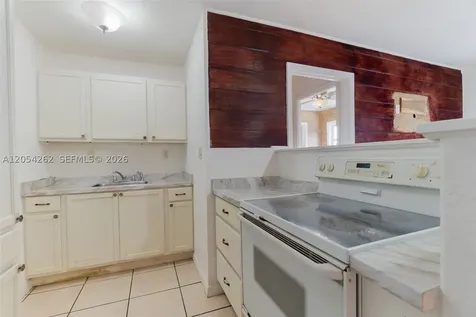 125 Cleveland Street Lake Worth FL 33461