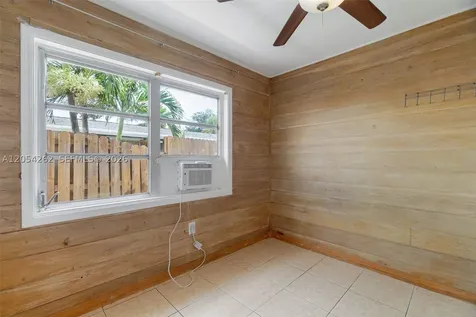 125 Cleveland Street Lake Worth FL 33461