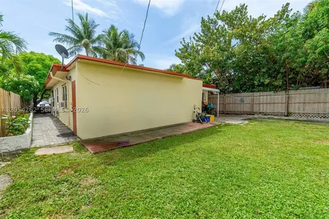 125 Cleveland Street Lake Worth FL 33461