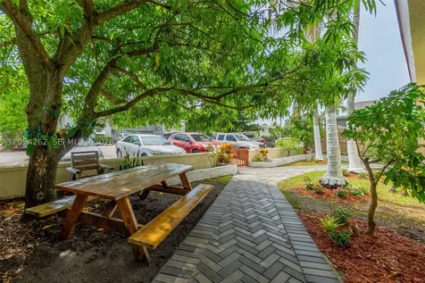 125 Cleveland Street Lake Worth FL 33461