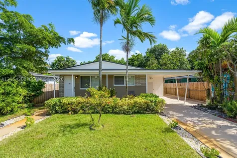 766 E 36th Street Hialeah FL 33013