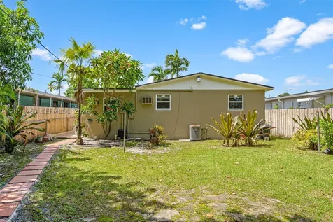 766 E 36th Street Hialeah FL 33013