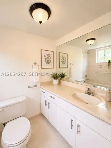 5810 W 18th Lane Hialeah FL 33012