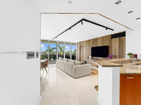 400 Alton Road Miami Beach FL 33139