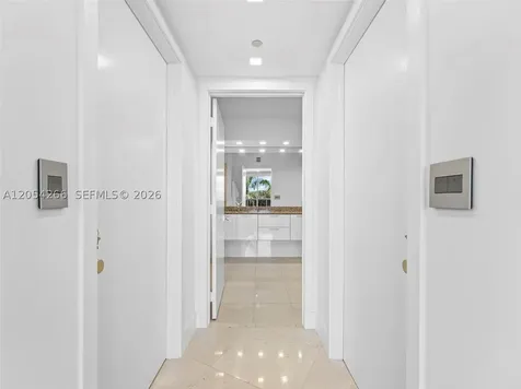 400 Alton Road Miami Beach FL 33139