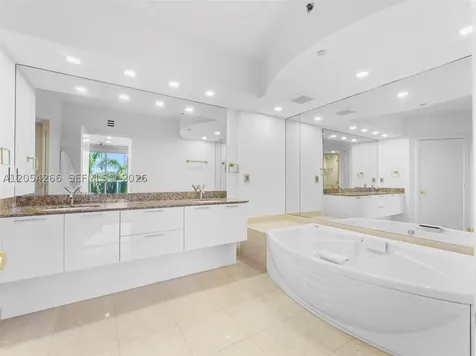 400 Alton Road Miami Beach FL 33139
