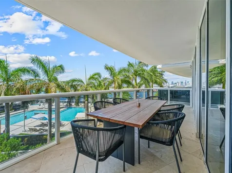 400 Alton Road Miami Beach FL 33139