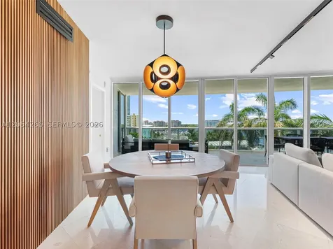 400 Alton Road Miami Beach FL 33139