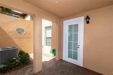 1510 SW 147th Terrace Pembroke Pines FL 33027