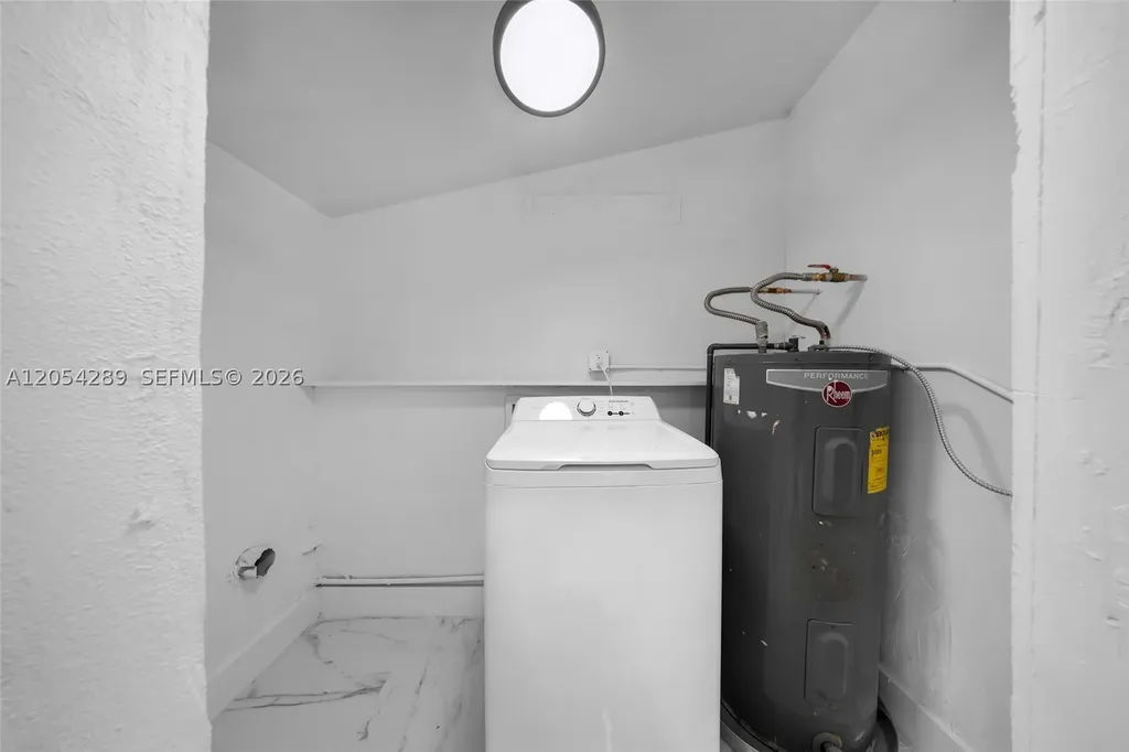 2468 NW 21st Street Fort Lauderdale FL 33311