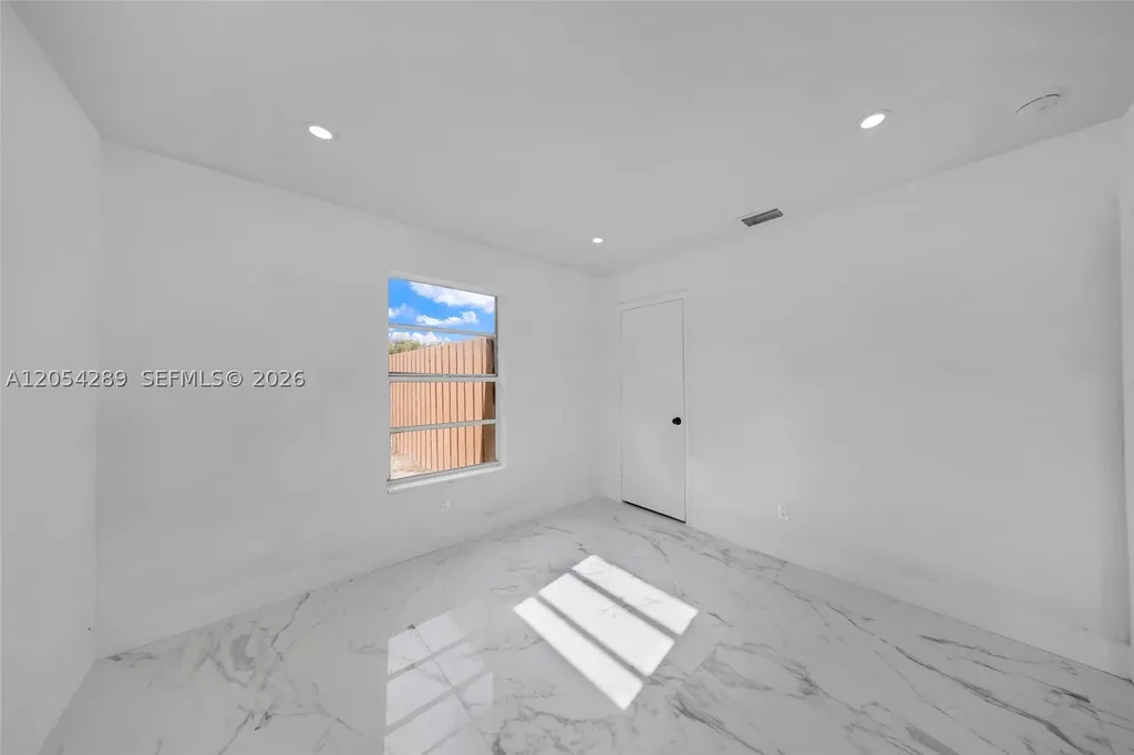 2468 NW 21st Street Fort Lauderdale FL 33311