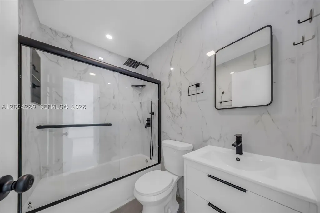 2468 NW 21st Street Fort Lauderdale FL 33311