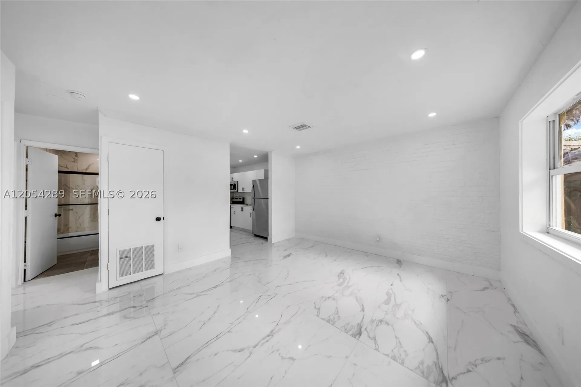 2468 NW 21st Street Fort Lauderdale FL 33311