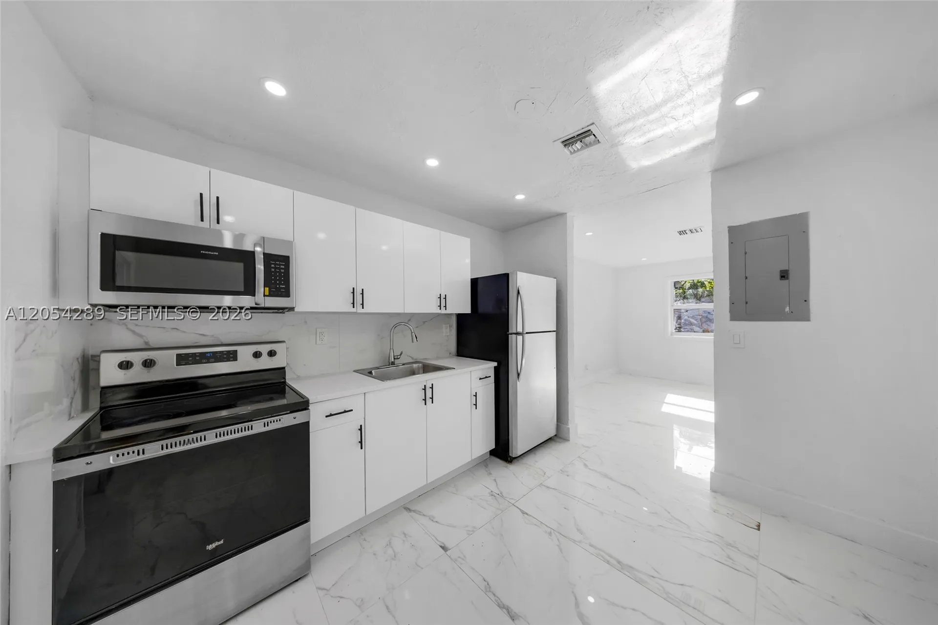 2468 NW 21st Street Fort Lauderdale FL 33311