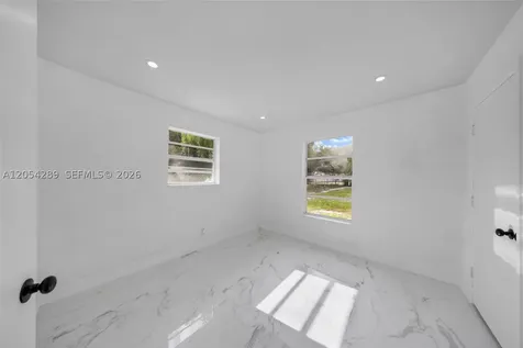 2468 NW 21st Street Fort Lauderdale FL 33311