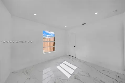 2468 NW 21st Street Fort Lauderdale FL 33311