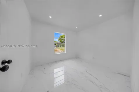 2468 NW 21st Street Fort Lauderdale FL 33311