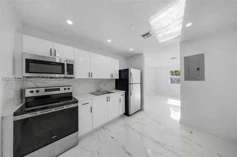 2468 NW 21st Street Fort Lauderdale FL 33311