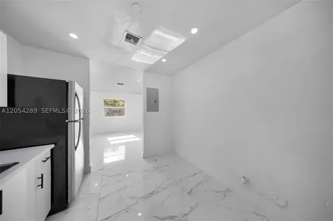 2468 NW 21st Street Fort Lauderdale FL 33311