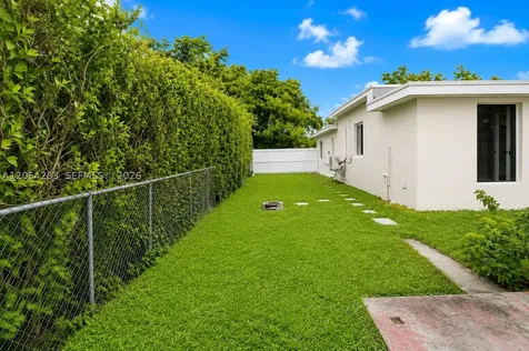 6410 SW 17th Street West Miami FL 33155