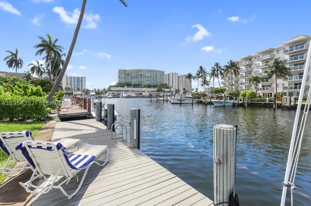 2762 NE 3rd Street Pompano Beach FL 33062