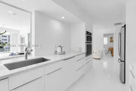2762 NE 3rd Street Pompano Beach FL 33062