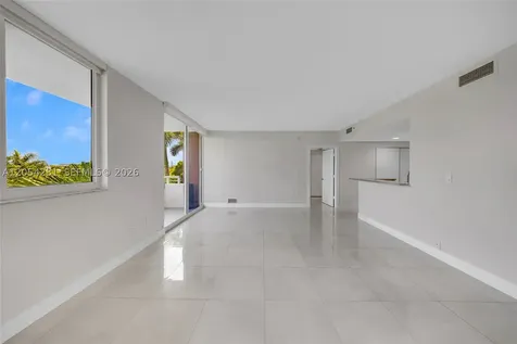 2775 NE 187th Street Aventura FL 33180