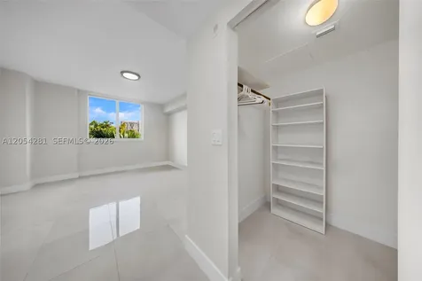 2775 NE 187th Street Aventura FL 33180