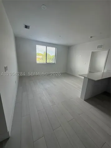 1091 E 17th Street Hialeah FL 33010