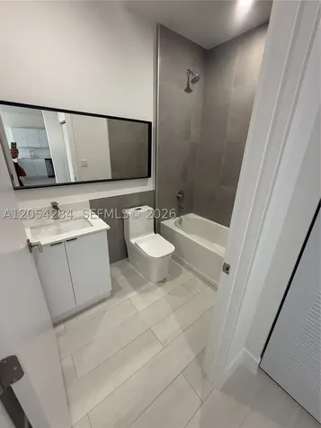 1091 E 17th Street Hialeah FL 33010