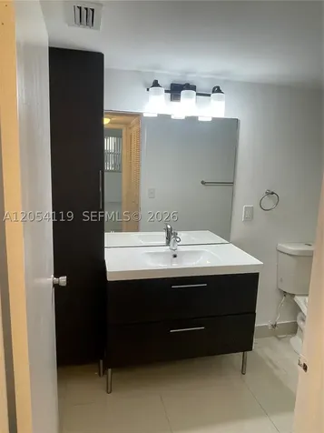 8225 Lake Drive Doral FL 33166