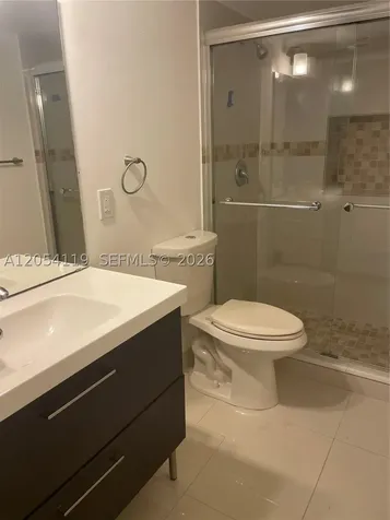 8225 Lake Drive Doral FL 33166