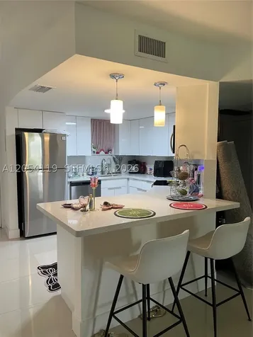 8225 Lake Drive Doral FL 33166