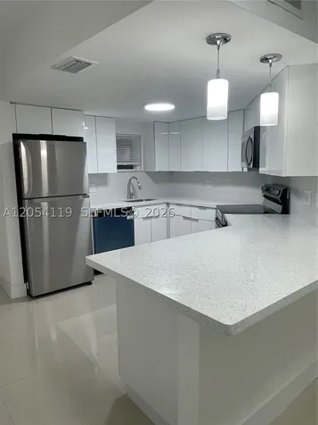8225 Lake Drive Doral FL 33166