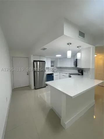 8225 Lake Drive Doral FL 33166