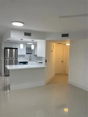 8225 Lake Drive Doral FL 33166