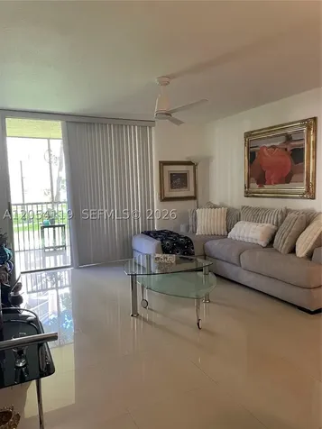 8225 Lake Drive Doral FL 33166