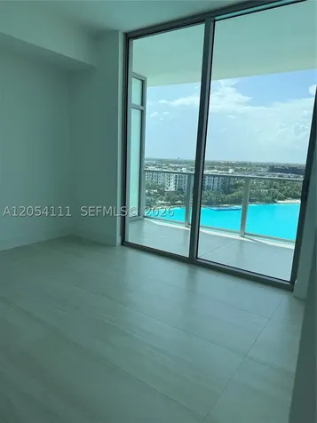 2411 Laguna Circle Miami FL 33181