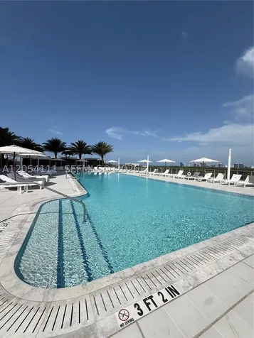 2411 Laguna Circle Miami FL 33181